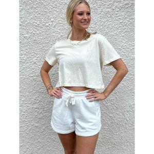 Travel Loving Cropped Tee