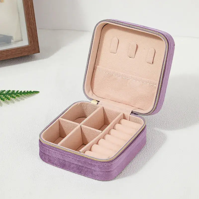 Treasurer's Voyage Jewelry Case