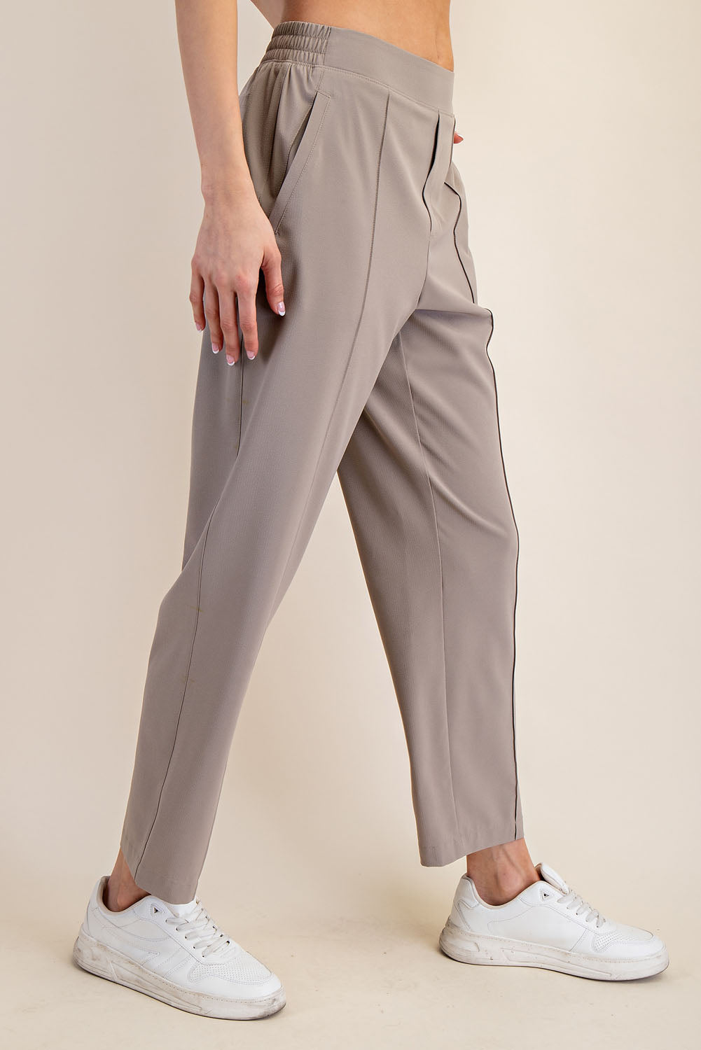 Everyday Essential Pleated Trouser Pants