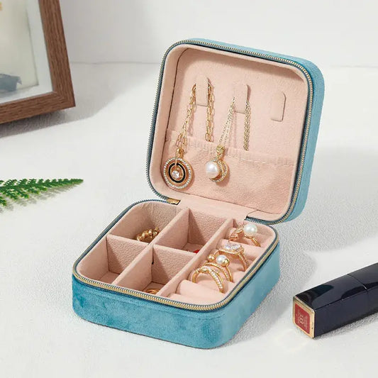 Treasurer's Voyage Jewelry Case