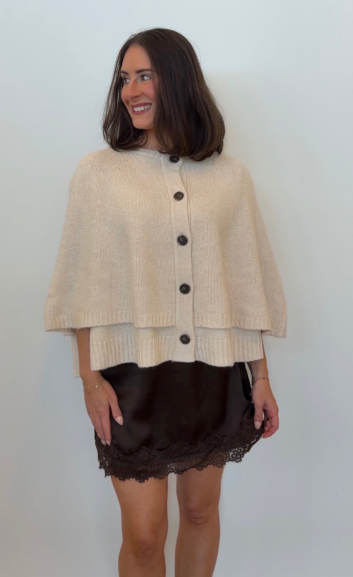 Un Cafè Poncho Top